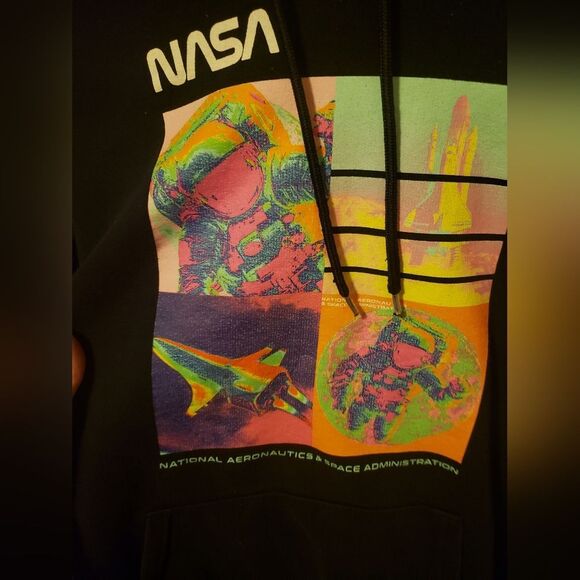 Mens Nasa Hoodie - Picture 2 of 6